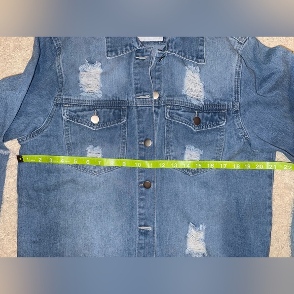 American Bazi Distressed Jean Jacket - M - Picture 2 of 6